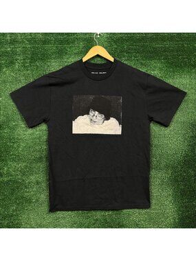 Billie Eilish Birds of a Feather T-Shirt Size Large